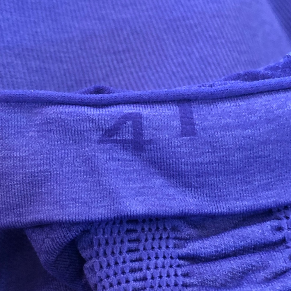 Lululemon In The Flow Crop - Picture 9 of 9